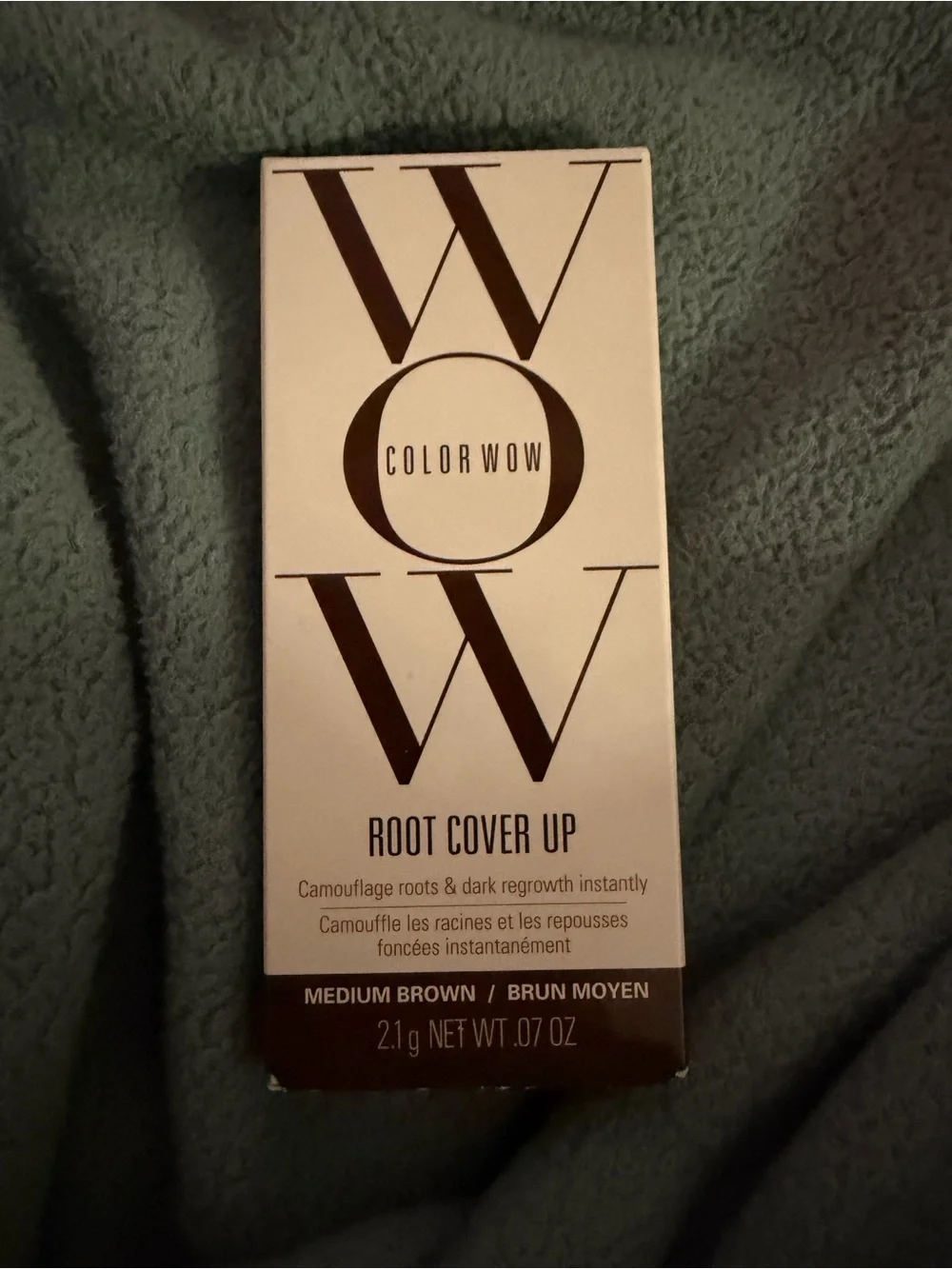 Medium Brown Root Touch-Up Powder by Color WOW
